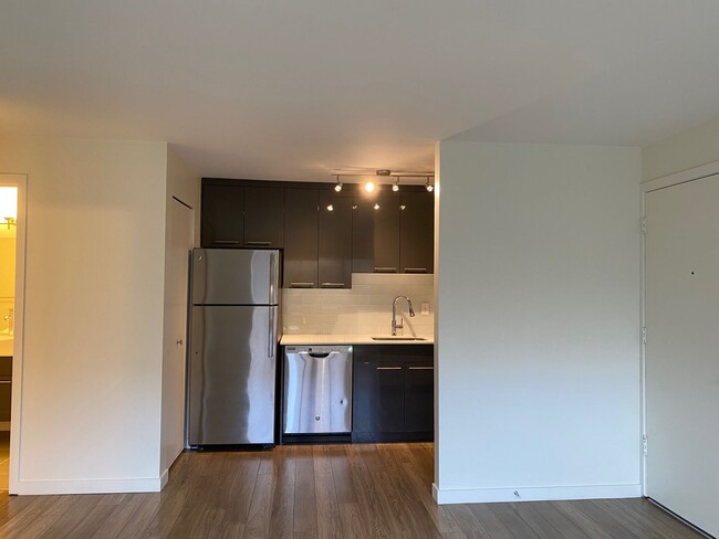 Interior Photo - The Puget Vista Apartments