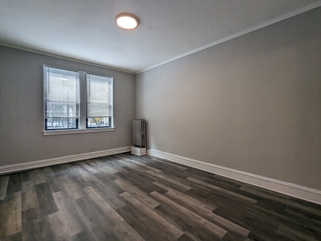 Building Photo - 4853 N Damen Ave