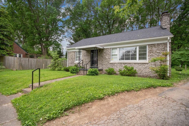 Building Photo - 248 Barberry Ln