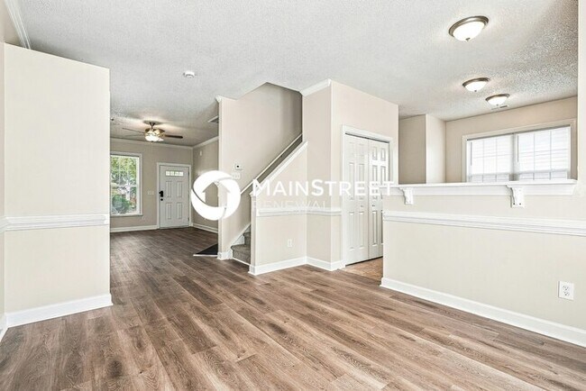 Foto del edificio - 3 Bedroom Pet-Friendly Home in Raleigh, NC with Main Street Renewal