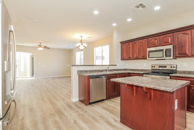 Foto del edificio - 30999 N 127th Ave