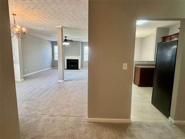 Foto del edificio - 889 Clairidge Elm Trail SW