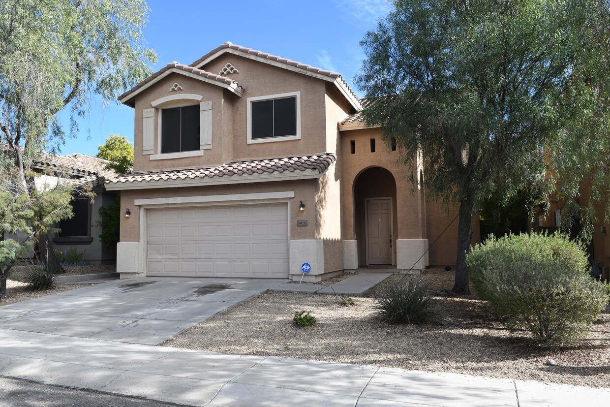 Foto principal - 38021 N Pagoda Ln