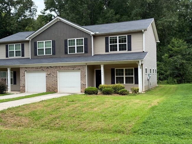 Building Photo - 124 Village Creek Way