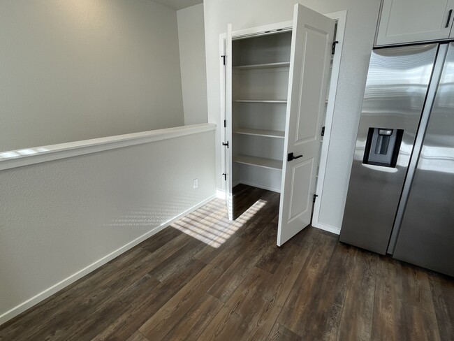 Kitchen eating area and super-large pantry - 1800 Iron Wheel Dr