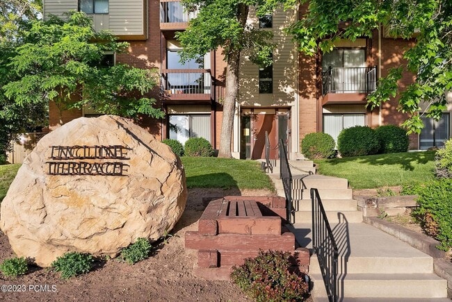 Foto del edificio - 425 S 1000 E