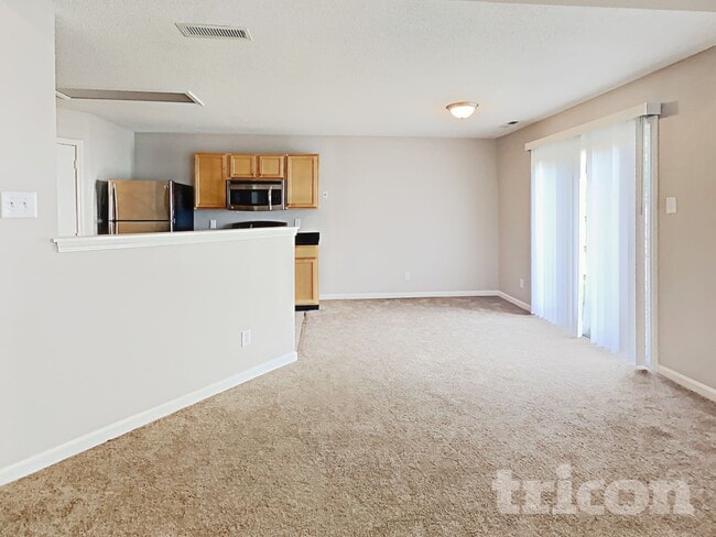 Building Photo - 6750 Kinnerton Dr