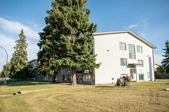 Building Photo - Marc Manor Apartments