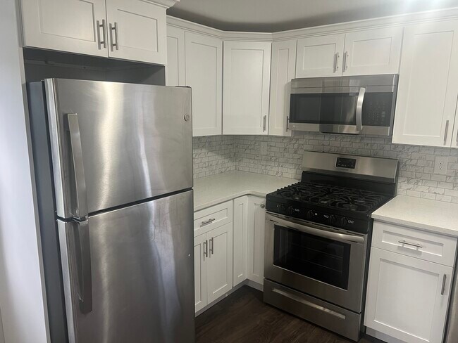 Foto del edificio - 209 Runyon Ave