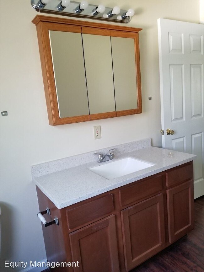 Building Photo - 4 br, 2.5 bath House - 4197 Claridge Drive