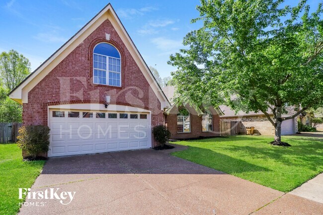 Foto del edificio - 1615 Farkleberry Dr