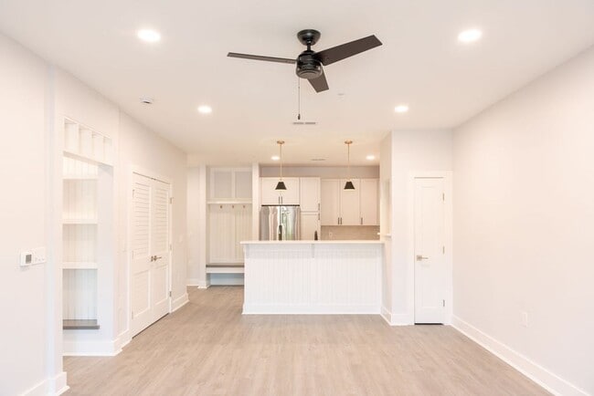 Interior Photo - SoHo at Fanwood Station