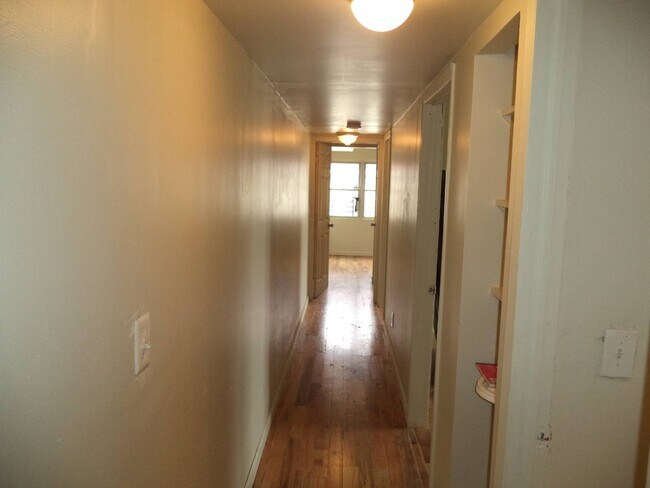 Foto del edificio - 106-23 Inwood St