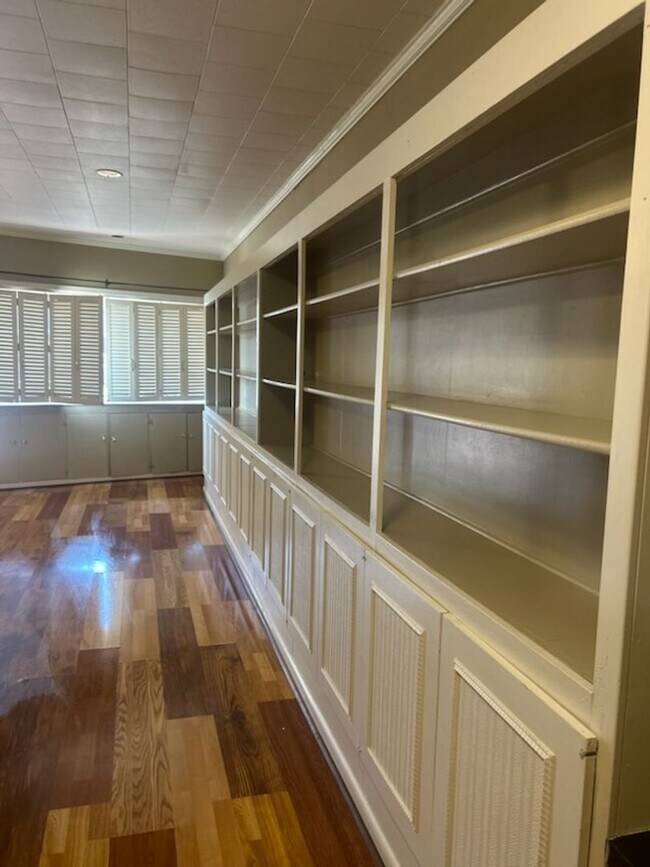 Building Photo - 1 Bed/1 Bath