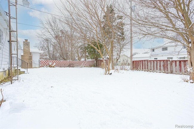 Building Photo - 6627 Orange Ln