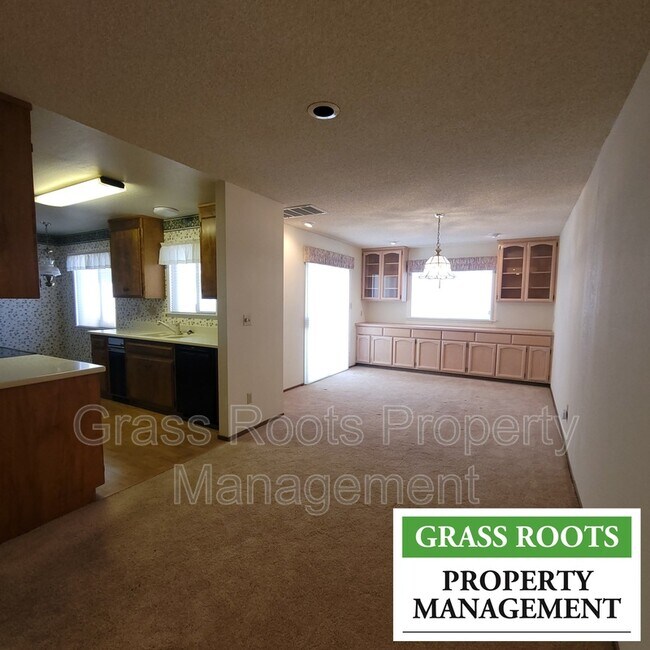 Foto del edificio - 18212 Hummingbird Dr