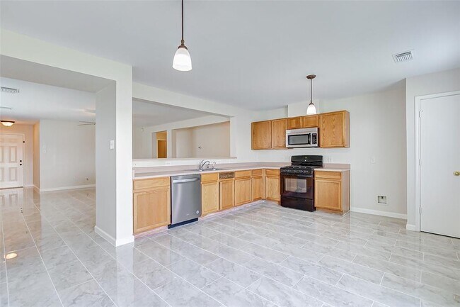 Building Photo - 16218 Soaring Eagle Dr