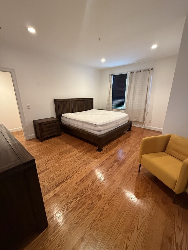 Photo - 37 Coffey St Townhome