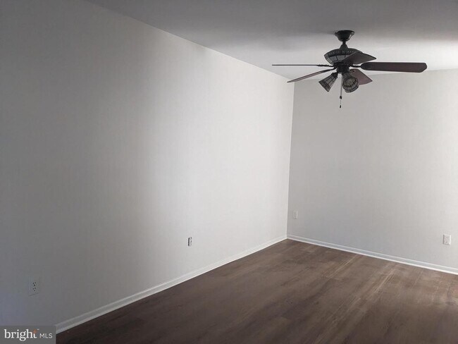 Foto del edificio - 2495 Vineyard Ln