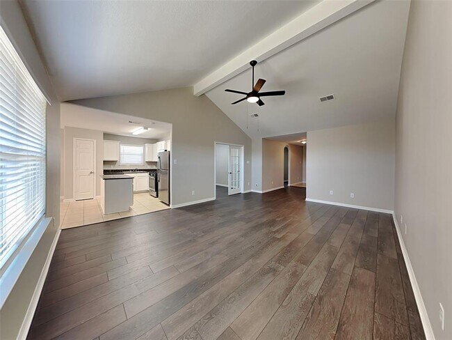 Foto del edificio - 7127 Acacia Ln