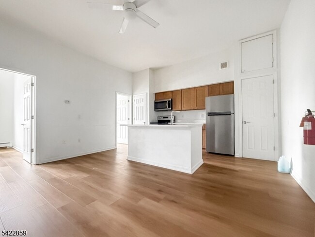 Foto del edificio - 403 S Main St