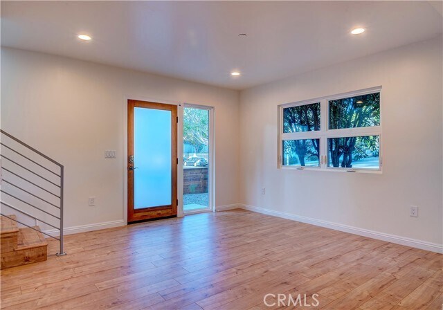 Foto del edificio - 1048 Maple St