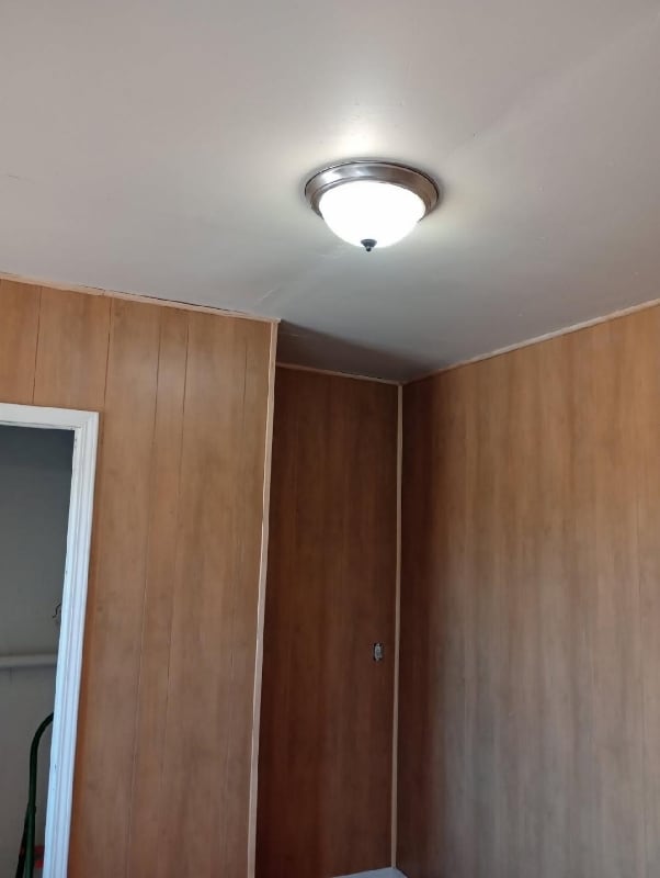 Foto del edificio - 326 E Murphy St