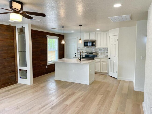 Photo - 164 Day Rd House