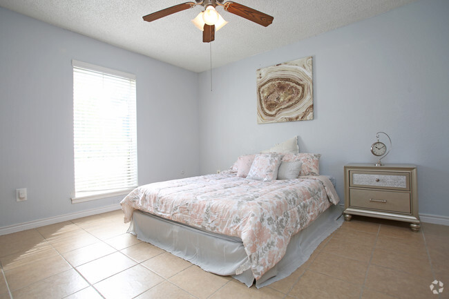 Providence at Baytown - Apartments in Baytown, TX | Apartments.com