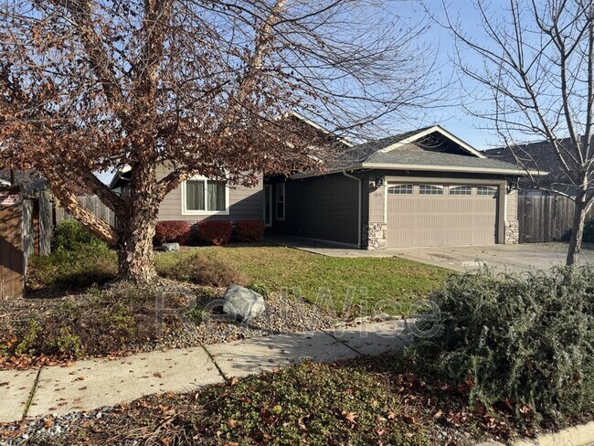 Foto del edificio - 1575 SW Yucca Dr