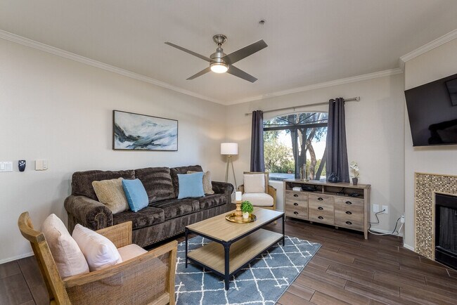 Foto del edificio - 15095 N Thompson Peak Pkwy