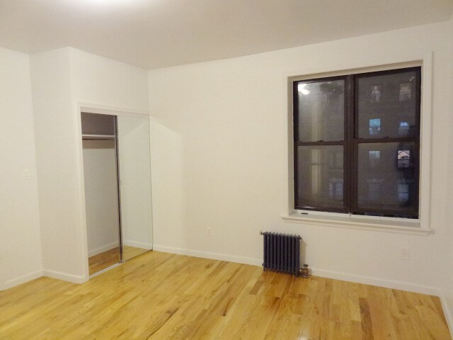 Building Photo - 556 W 162nd St