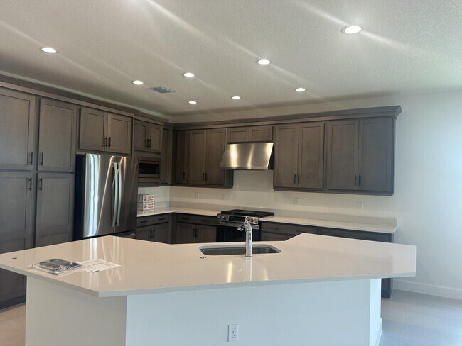 Foto del edificio - 12292 SW Compass Pt Dr