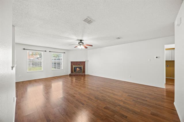 Foto del edificio - 1492 Greenbrook Dr