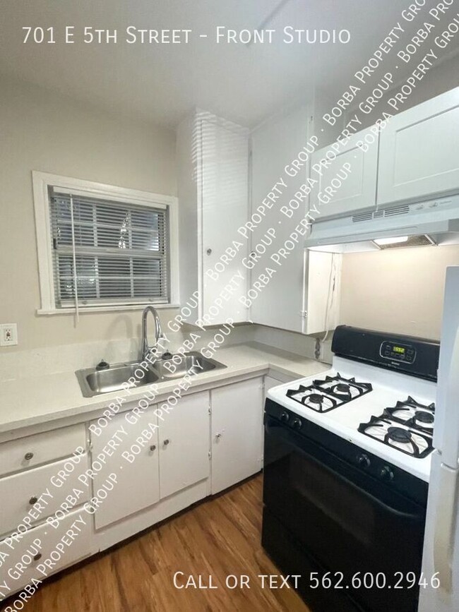 Foto del edificio - 701 E 5th St