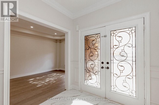 Photo du bâtiment - 50 Amboise Crescent