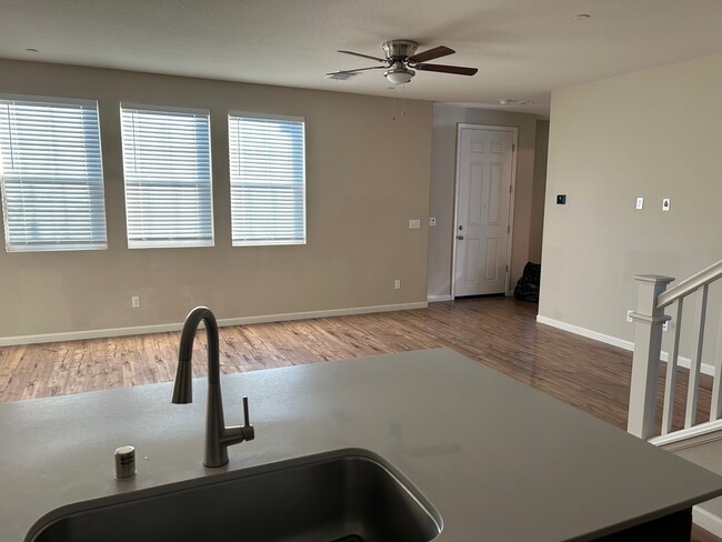 Building Photo - 8195 Kramer Ranch Ln