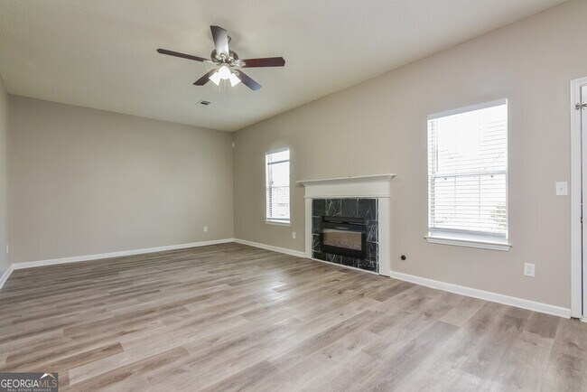 Building Photo - 3547 Spring Shoals