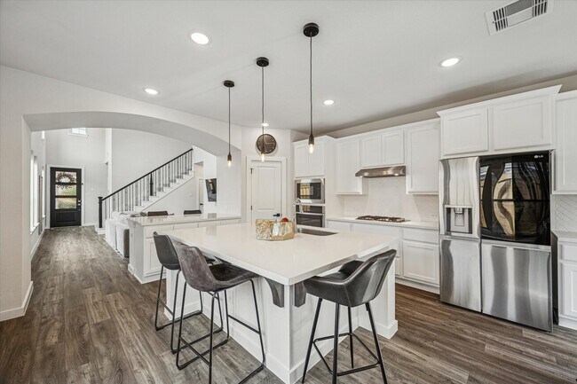 Building Photo - 7933 Spring Run Dr