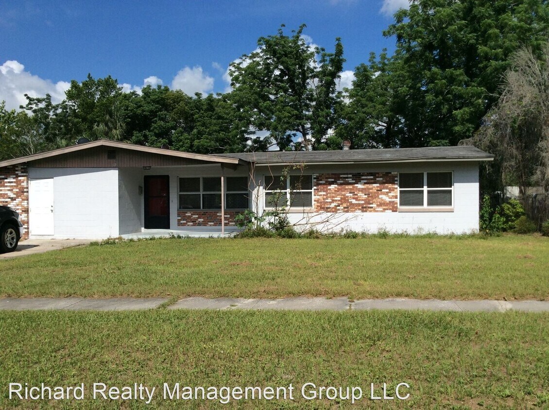 3 br, 1.5 bath House 172 Alhambra Ave House Rental in Altamonte