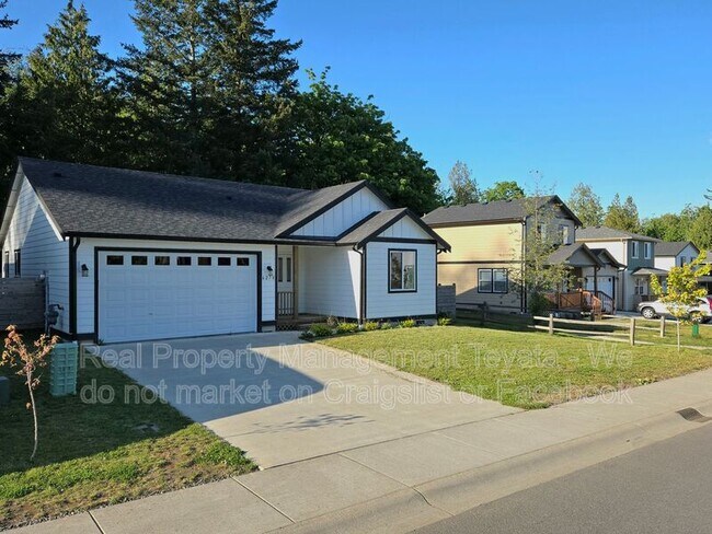 Foto del edificio - 6270 Fernridge Dr