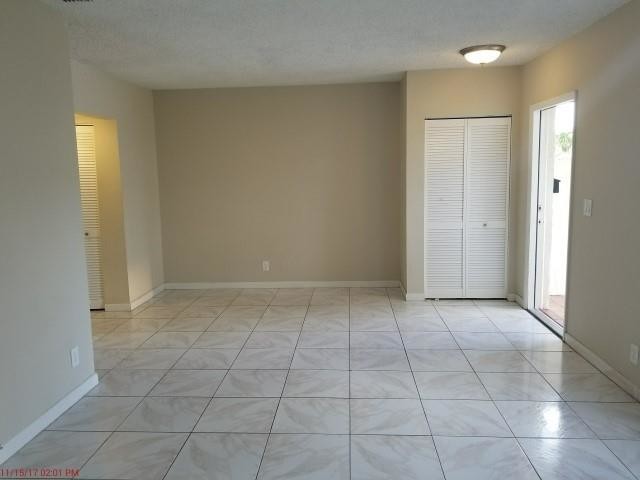 Building Photo - 1316 Seaview