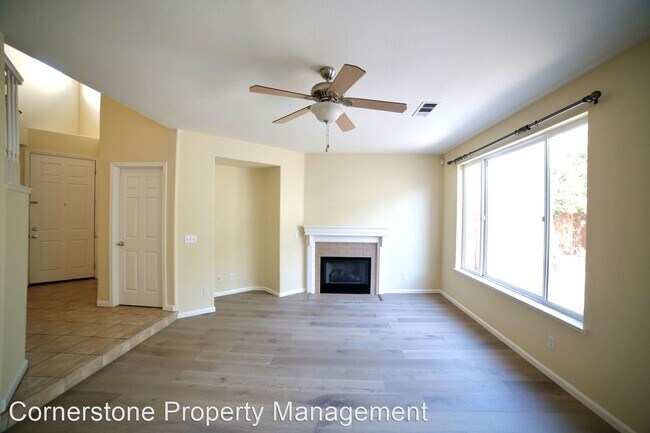 Foto del edificio - 4 br, 2.5 bath House - 2042 McKenzie Pl