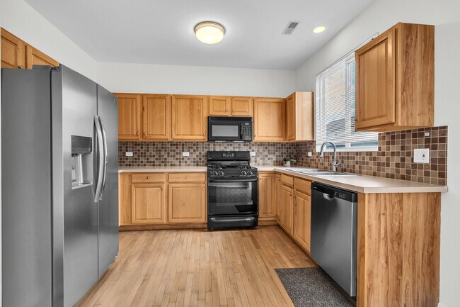 Foto del edificio - 1084 Ellsworth Dr