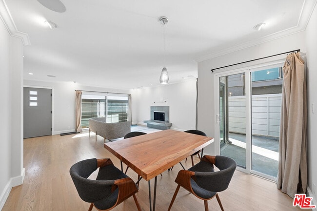 Building Photo - 1342 Stanford St