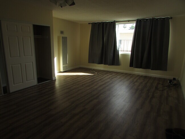 Foto del edificio - 1729 N Wilton Pl