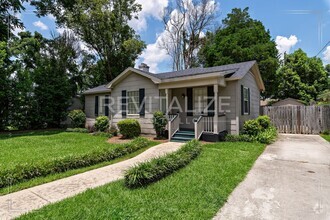 Building Photo - 24 S Hathaway Rd
