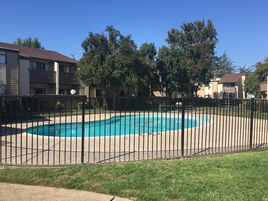 Riverside Villas Rentals Sacramento, CA