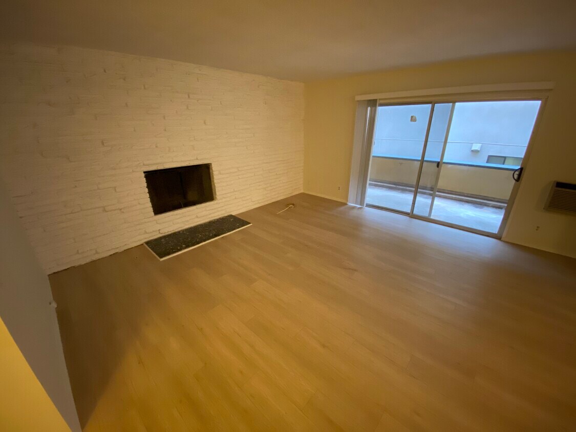 Foto principal - 1829 N Fuller Ave