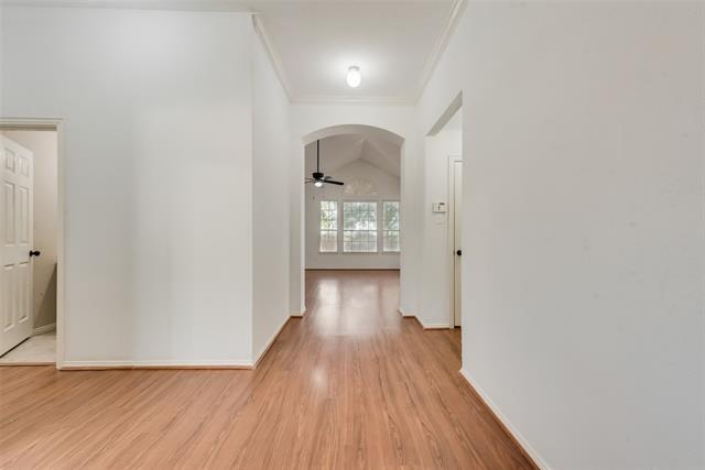 Foto del edificio - 10911 Robincreek Ln